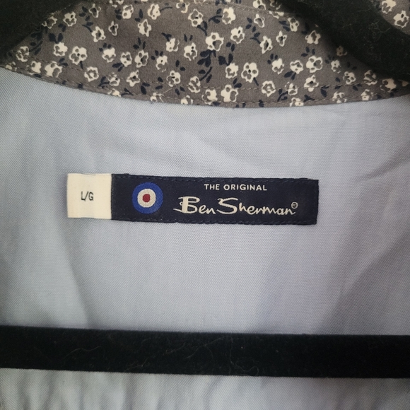 Ben Sherman Button Up - Picture 4 of 5